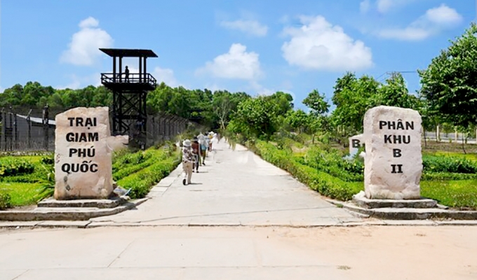 PHU QUOC - LAND TOUR 1: SIGHTSEEING IN THE SOUTH