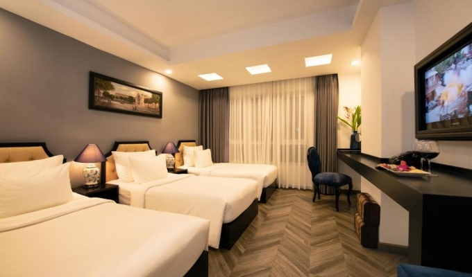Adore Art Hotel 