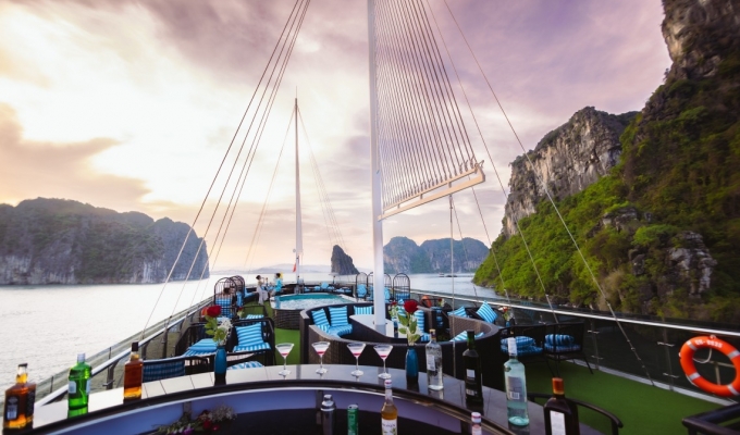 HA LONG BAY LUXURY DAY CRUISE - AMETHYST CRUISE