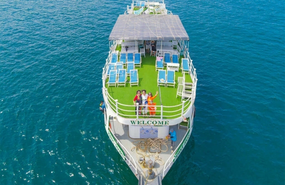 Tour ngắm hoàng hôn và câu mực đêm Phú Quốc