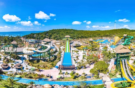 PHU QUOC - CABLE CAR + AQUATOPIA WATER PARK & 3 ISLAND TRIP BY BOAT